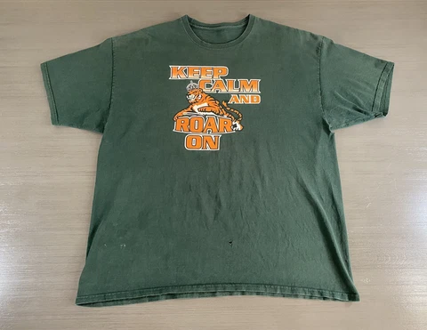 VINTAGE Idaho State Bengals Shirt Mens XXL Green Keep Calm And Roar On Football Cover