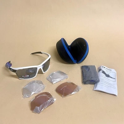 Tifosi Kilo Cycling Sunglasses - White/Black - Interchangeable Lenses - Image 1 of 4