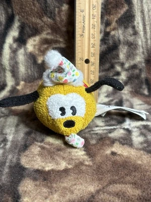 Tsum Tsum Pluto Plush Mini 3.5" 90th Anniversary Birthday Hat Disney Parks - Image 1 of 4