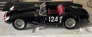 1:18 CMC M-081 Ferrari 250 Testa Rossa 1957 #DM124 Pontoon Fender - Picture 1 of 16