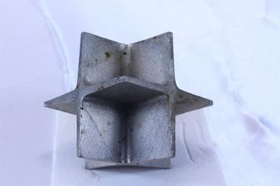 Tope de puerta de acero macizo  Foto 1 de 4