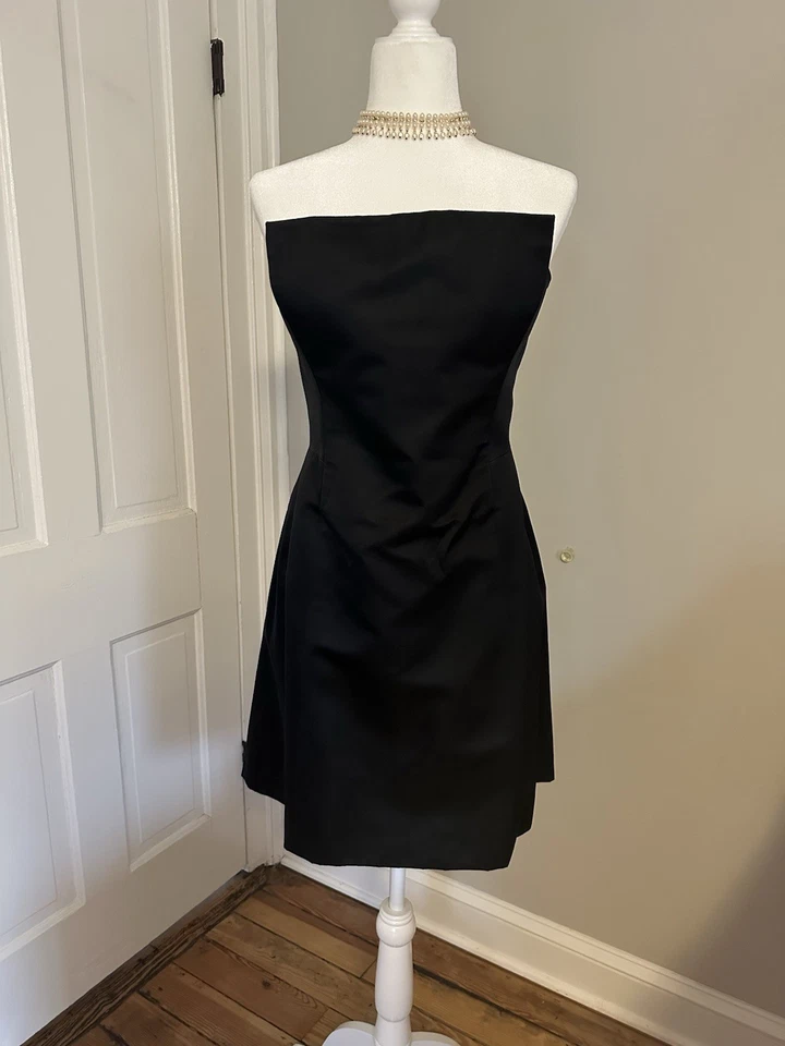 Vestido preto sem alças Richard Tyler - Imagem 1 de 4