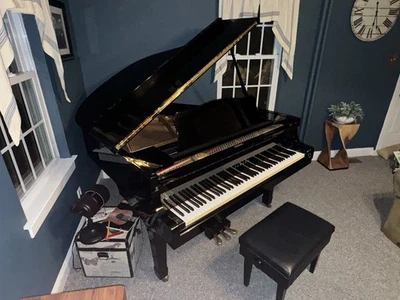 Yamaha G1 Baby Grand Piano 5’ 3” Polished Ebony - Image 1 of 4