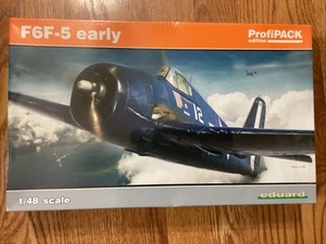 Kit 1/48 Eduard F6F-5 Early Profipack #8225 sellado - Imagen 1 de 1