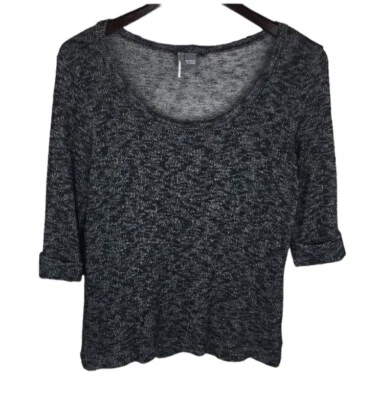 Suéter pequeño Sparkle & Fade Urbano para mujer cuello redondo manga 3/4 carbón Foto 1 de 4