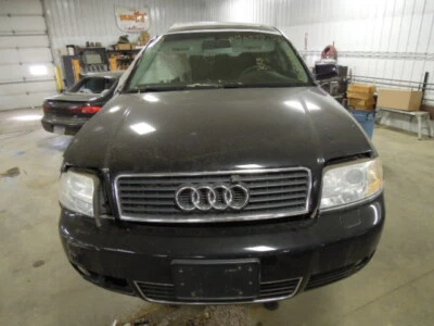 Conjunto de luz trasera derecha usado se adapta a: Audi A6 Sdn 2003 grado C derecho Foto 1 de 4