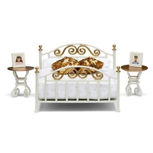 Lundby Brass Bed With Gold Cushions Play Set 1:18 Dolls House Bedroom Furniture - Picture 1 of 1