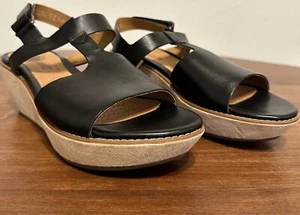 Clarks Collection schwarze Leder-Sandalen Fersenriemen weich gepolstert Wildleder Keilabsatz 8 M - Bild 1 von 11