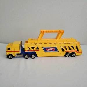 Hot Wheels 1986 Vintage CarGo Carrier Satten Lehmann Semi Trailer Hauler Truck - Picture 1 of 9