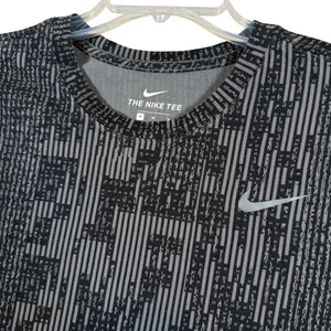 Nike Dri-FIT Mens Medium Athletic T-Shirt Black Gray Geometric Activewear Tee - Picture 1 of 7