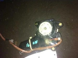 95 96 97 98 99 AVALON LEFT FRONT POWER WINDOW MOTOR - Picture 1 of 8