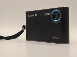 Samsung NV3 7,2-MP-Digitalkamera – schwarz - Bild 1 von 10