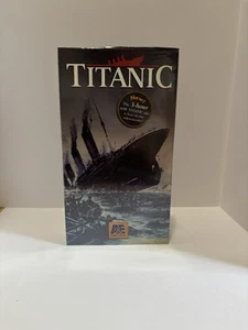 Titanic (VHS 1994) Documentary-A&E Home Video NEW SEALED - Picture 1 of 4