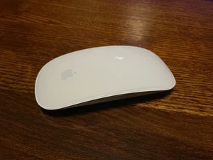 GENUINE Apple Bluetooth Wireless Laser Multi-Touch Magic Mouse A1296  - Picture 1 of 4