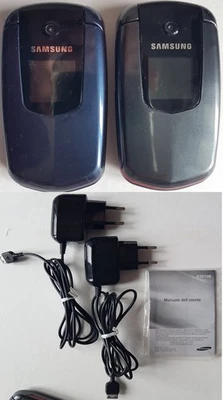 2 cellulari vintage usati non testati caricabatterie funzionanti SAMSUNG E2210B - Immagine 1 di 4