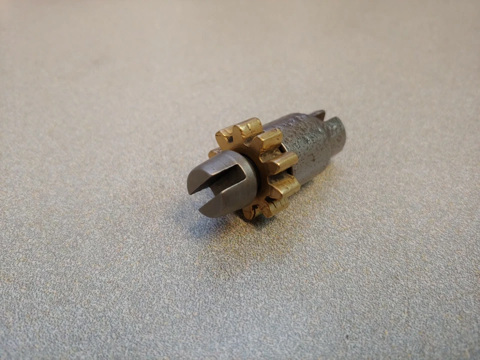 USED ORIGINAL PORSCHE 356C 356SC 911 912 PARKING BRAKE STAR WHEEL ADJUSTER NLA 2 - Image 1 of 4