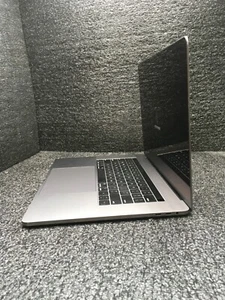 Apple MacBook Pro 16" Intel Core i7-9750H 2.60GHz 16GB RAM 512GB MVVL2LL/A A2141 - Picture 1 of 11