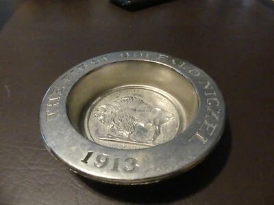 Bandeja de cenizas Avon 3 The First Buffalo Nickle 1913 usada plateada - 5" de diámetro Foto 1 de 4