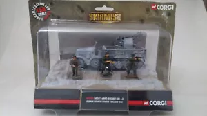 SD KFZ 7/1 Anti- Aircraft Gun and 3 German Infantry figures 1:50, CORGI - Picture 1 of 5