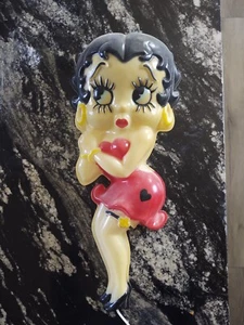 Lámpara colgante de pared vintage Betty Boop molde soplado escultura plástico 24” × 10’ - Imagen 1 de 5