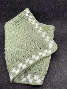 Babydecke Handarbeit Taufdecke Hell Grün und Weiß - Bild 1 von 4