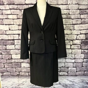 Jones Wear Black & White Pinstripe Skirt Suit Size 10 - Picture 1 of 10