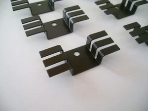 Aavid Thermalloy TO-262 Heatsink 507002B00000 - 6 PCS NEW - Picture 1 of 2