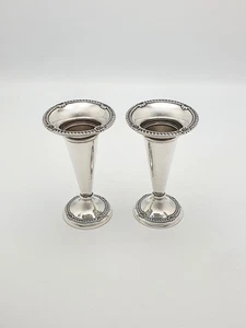 Lovely Pair of Antique Georgian Revival Sterling Silver Trumpet Vases - 1915 - Picture 1 of 7