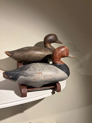  Par de señuelos pelirrojos Early and Madison Mitchell en pintura original Foto 1 de 4