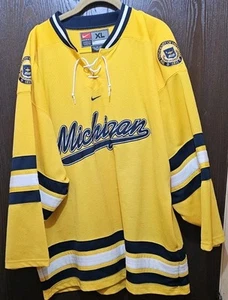 Vtg Nike Yellow Michigan Wolverines NCAA Hockey Jersey Man XL STITCHED - Picture 1 of 2