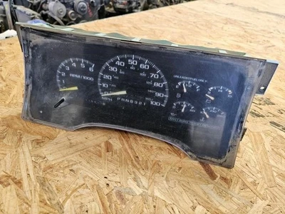 USED 1999 C3500HD Speedometer, 177k! GM PART 16221455  Shipped 7.4  - Image 1 of 4
