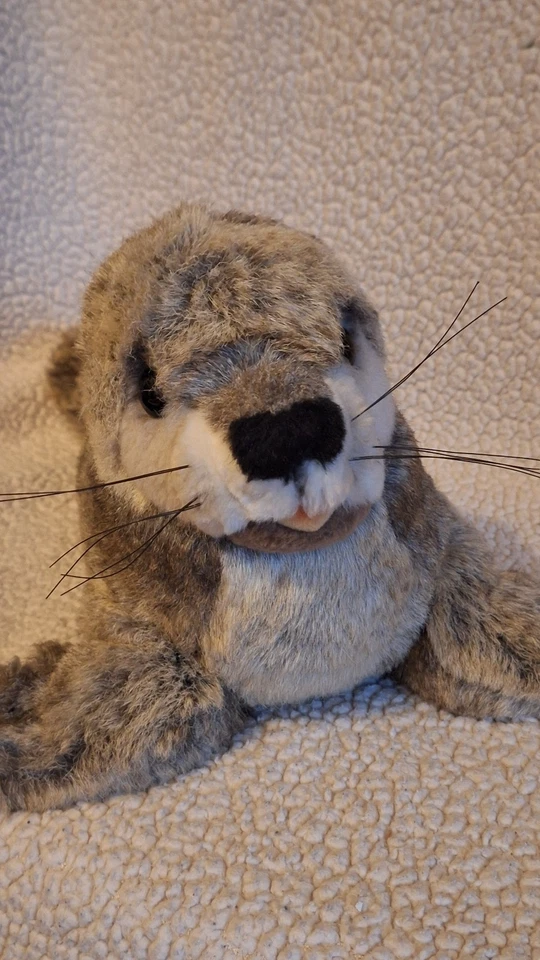 Steiff 501302 Robbe "Robby" 60cm liegend - Sammlerstück - Bild 1 von 4