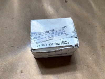 1999-2006 BMW Camshaft Adjust Variable Engine Solenoid Valve Housing 11361432532 - Image 1 of 4