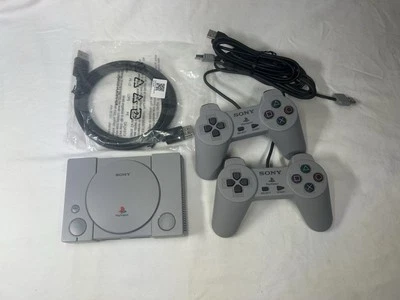 Mini consola Sony PlayStation Classic Foto 1 de 2