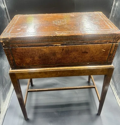 ¡Escritorio de regazo de cuero antiguo 1870! Muy antiguo Foto 1 de 4