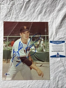 Gaylord Perry Signed Autographed 8 x 10 Photo San Francisco Giants Beckett COA - Picture 1 of 2