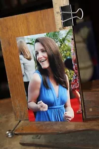 Real Photo 4x6 Glossy Pin Up Kristin Davis - Picture 1 of 1