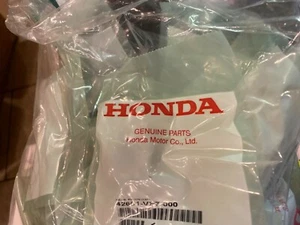 20 Genuine OEM Honda 42661-VH7-000 Pinion Gear 13T Fits HRX217 HRR216 - Picture 1 of 1