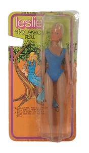 Leslie Modepuppe 70er Jahre Twiggy Modell 111/2 Zoll OVP NEU 8805T blond blaues Auge HINWEIS - Bild 1 von 10