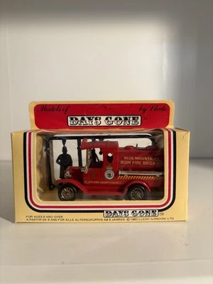 Lledo Days Gone Collection In Mint Condition (5 Of 45) (Group 8 Of 9) - Image 1 of 4