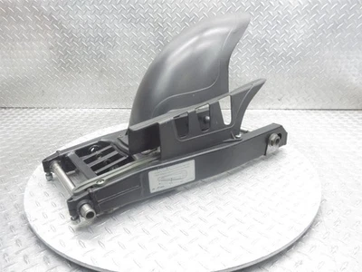 2007 07-08 Ducati Monster 695 brazo basculante trasero cubierta protector de cadena guardabarros abrazador Foto 1 de 4