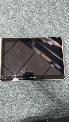 Tablet Samsung SCH-I915 plateada no enciende solo para piezas Foto 1 de 2