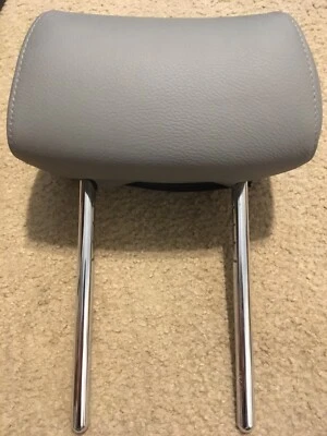 BMW 335i 335xi 328xi 328i E90 2007-2010 sedán juego de reposacabezas trasero gris LCAD Foto 1 de 3