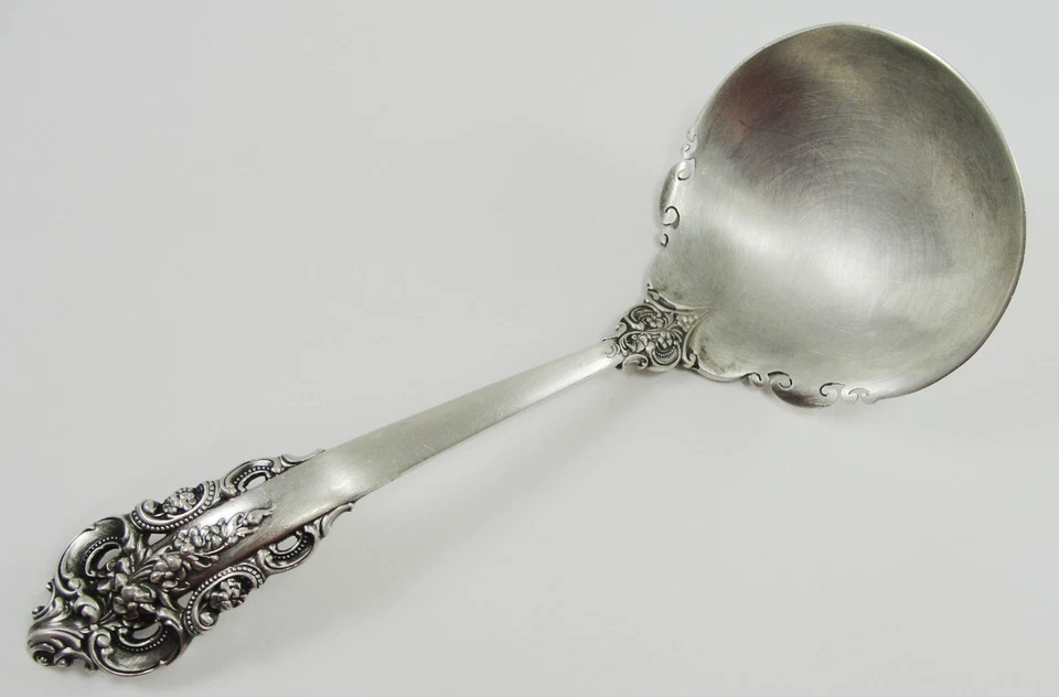 "Cucharón Wallace de plata esterlina con salsa maciza de 6 5/8"" patrón barroco grande 1941" Foto 1 de 4