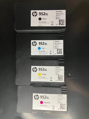 VACÍO - Cartucho de tinta original HP - 952XL - Lote de 4 - NUNCA RELLENADO Foto 1 de 2