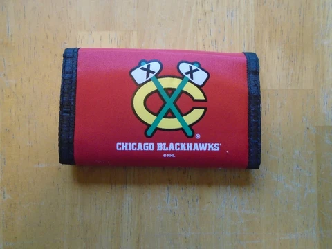 (1) Chicago Blackhawks New Logo   Tri-Fold Nylon Wallets Cover