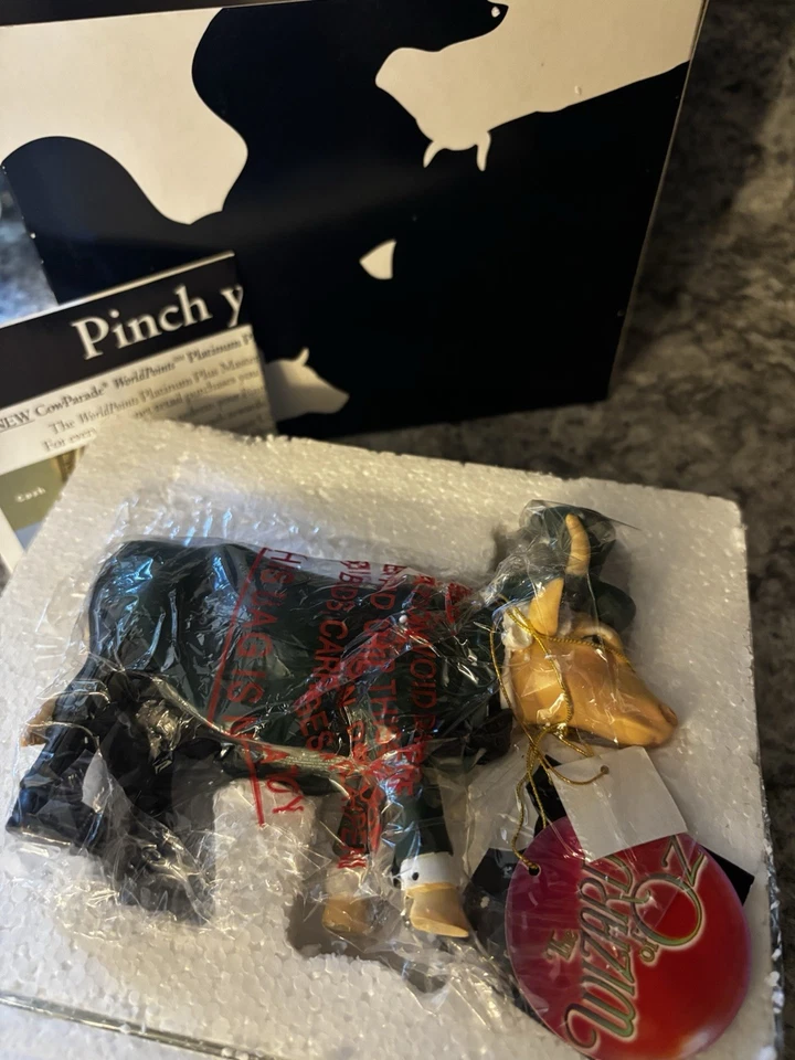 Cow Parade by Westland Figurine The Wizard of Oz Cow #7722 Rare With Box And Tag - Image 1 of 3