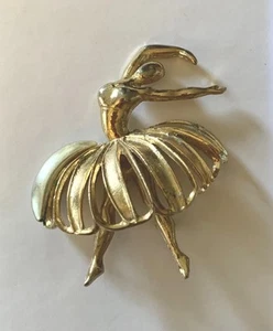 Broche prendedor chapado en oro bailarina giratoria bailarina bailarina vintage de 2,5" x 2,5" con listón de perla - Imagen 1 de 5