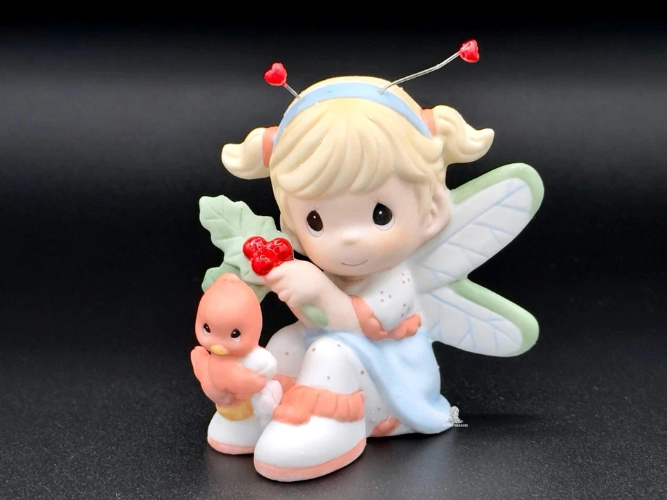 Figura Precious Moments Hug 'n' Cuddle Bugs - Hada Girl con Ladybug Friend Foto 1 de 4