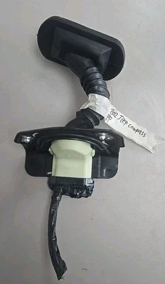 Jeep Compass 2012 pasajero puerta delantera enchufe principal Foto 1 de 4